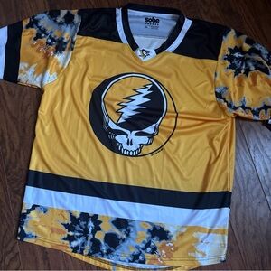 Rare Pittsburgh Pirates x Grateful Dead Shirt